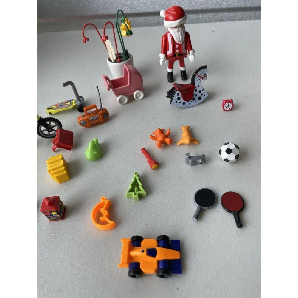 Playmobil 9264 Advent Calendar Santa's Workshop Christmas Sleigh Toy Lot